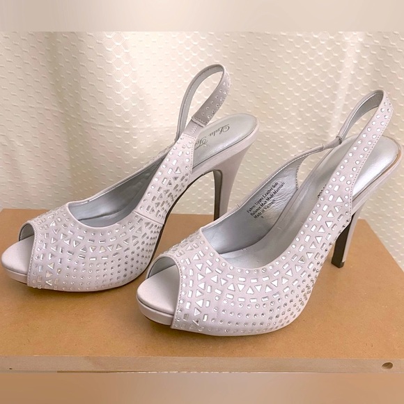 Lulu Townsend Shoes - 🔴 Lulu Townshead size 9 sparkly shoes